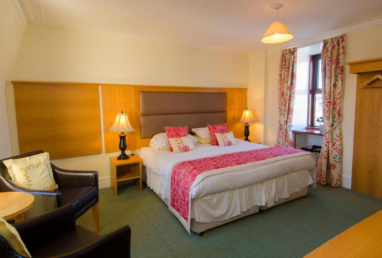 Station Hotel Portsoy Exterior photo